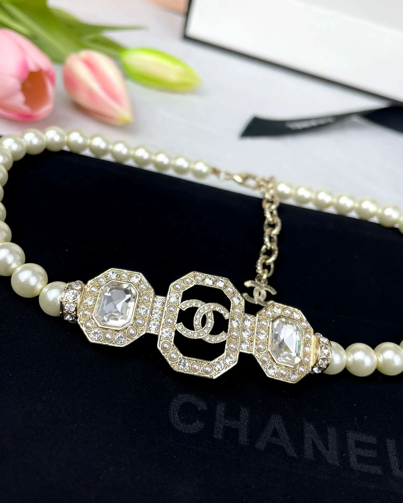 Alternative view of Chanel Geometric Square Pearl Necklace White