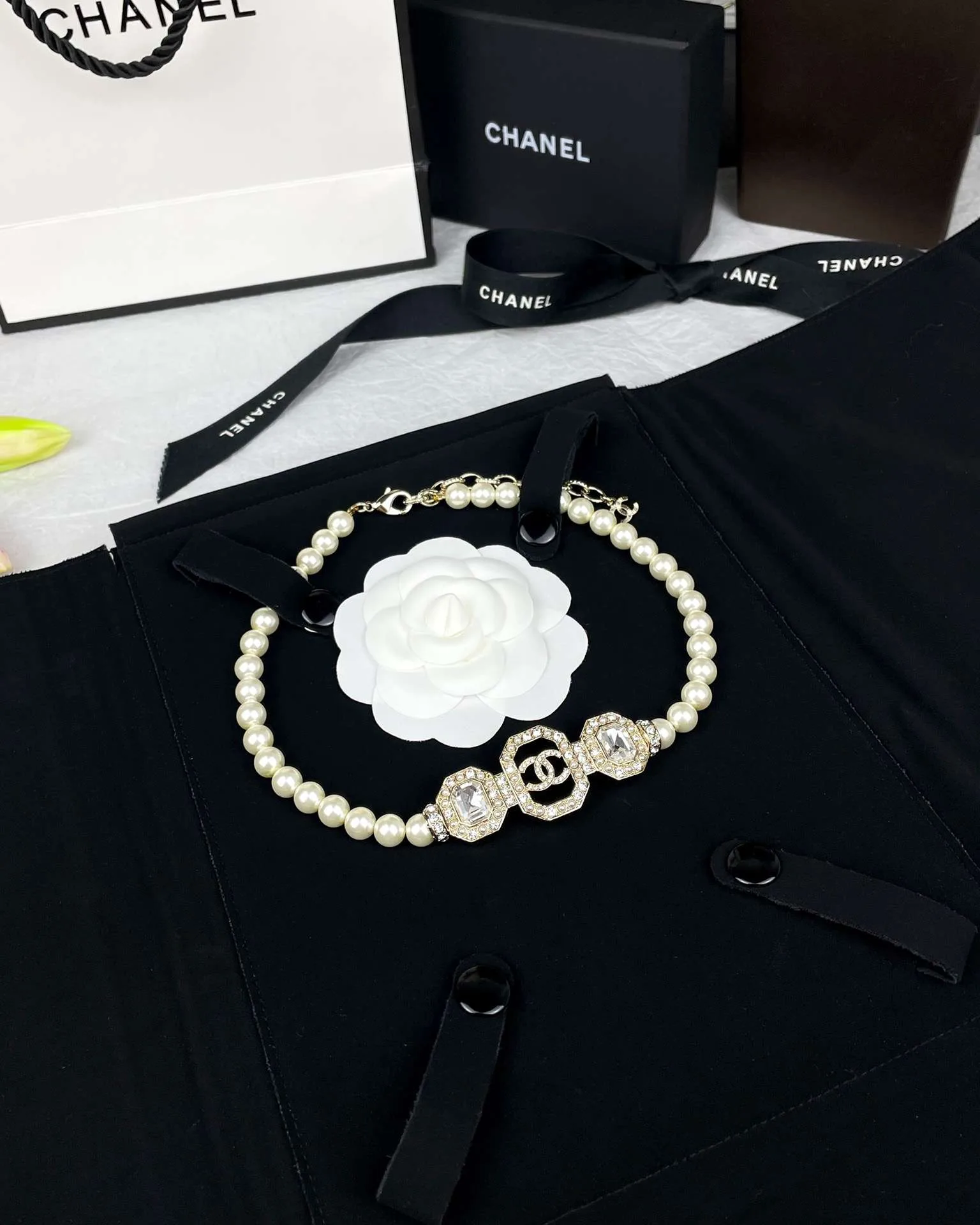 Chanel Geometric Square Pearl Necklace White - Image 4
