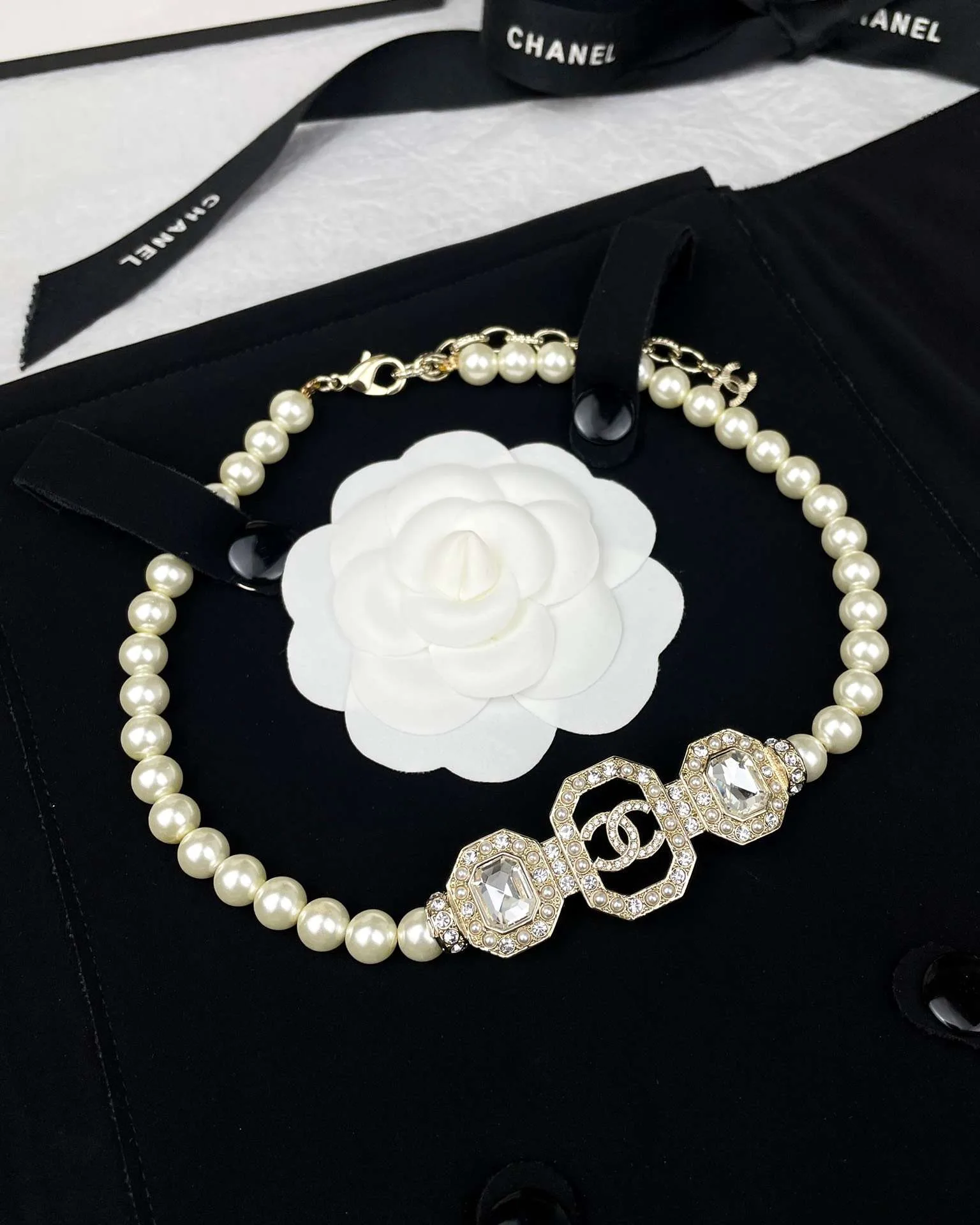 Chanel Geometric Square