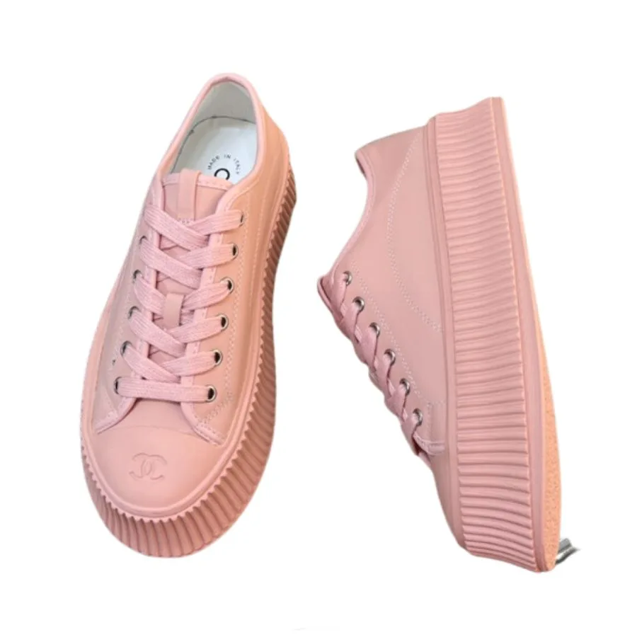 Chanel Gutdzu Sneakers