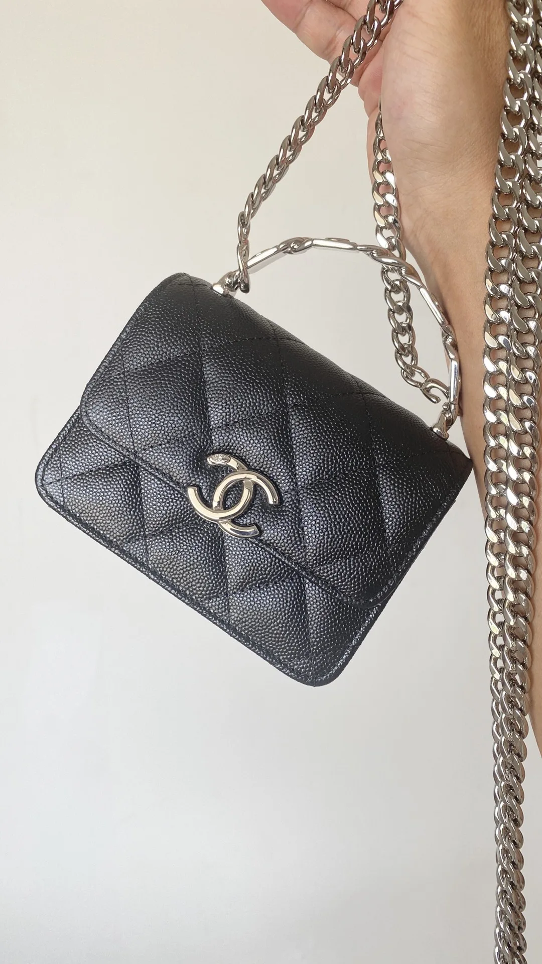 Chanel HAAS Mini Bag Black 3,/9 - Image 6