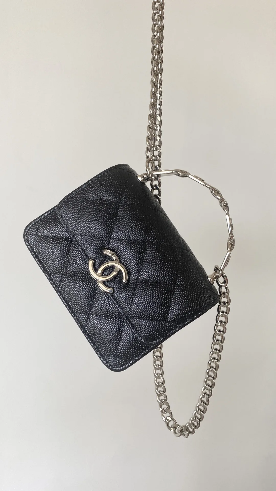 Chanel HAAS Mini Bag Black 3,/9 - Image 4