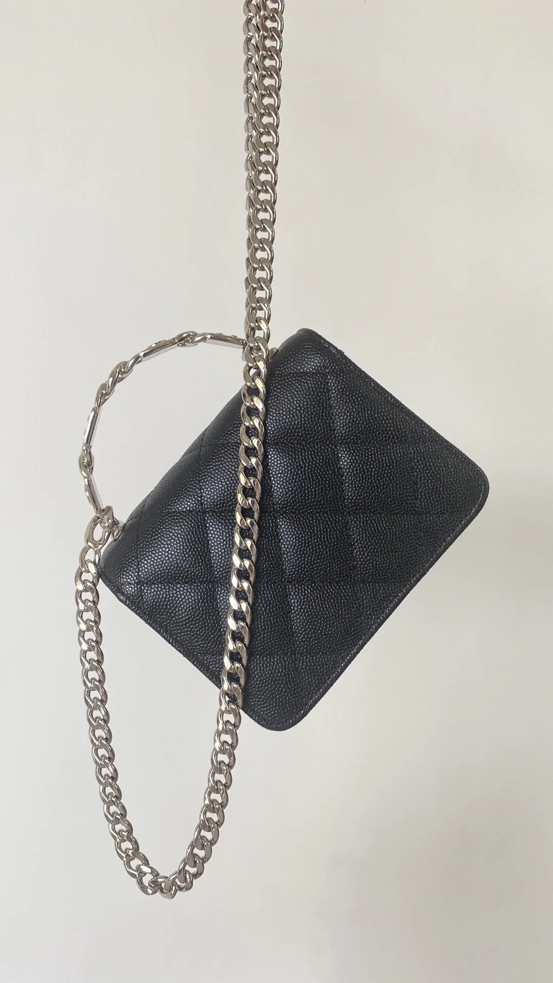 Chanel HAAS Mini Bag Black 3,/9 - Image 3
