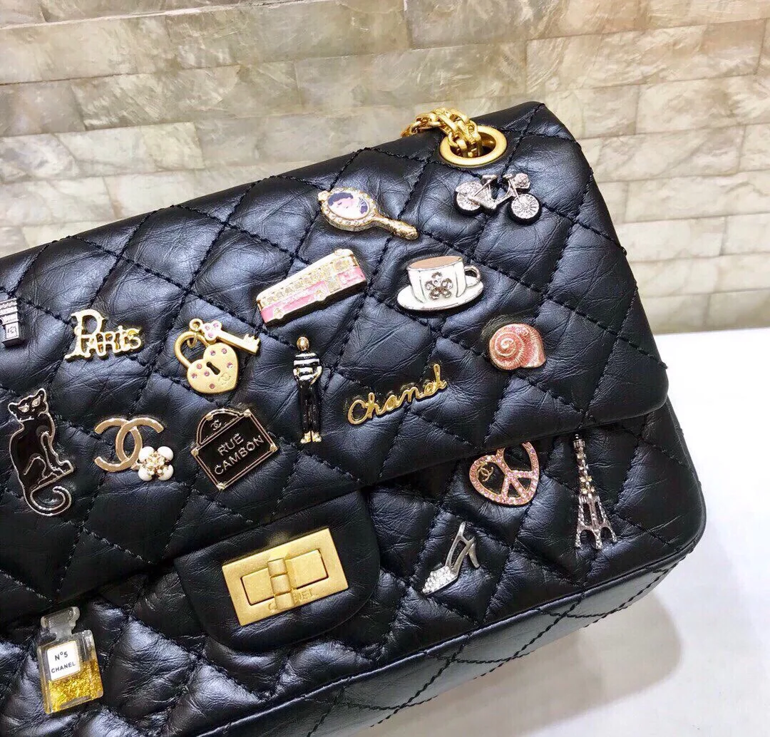 Limited Edition Lucky Charm Black / - Image 3