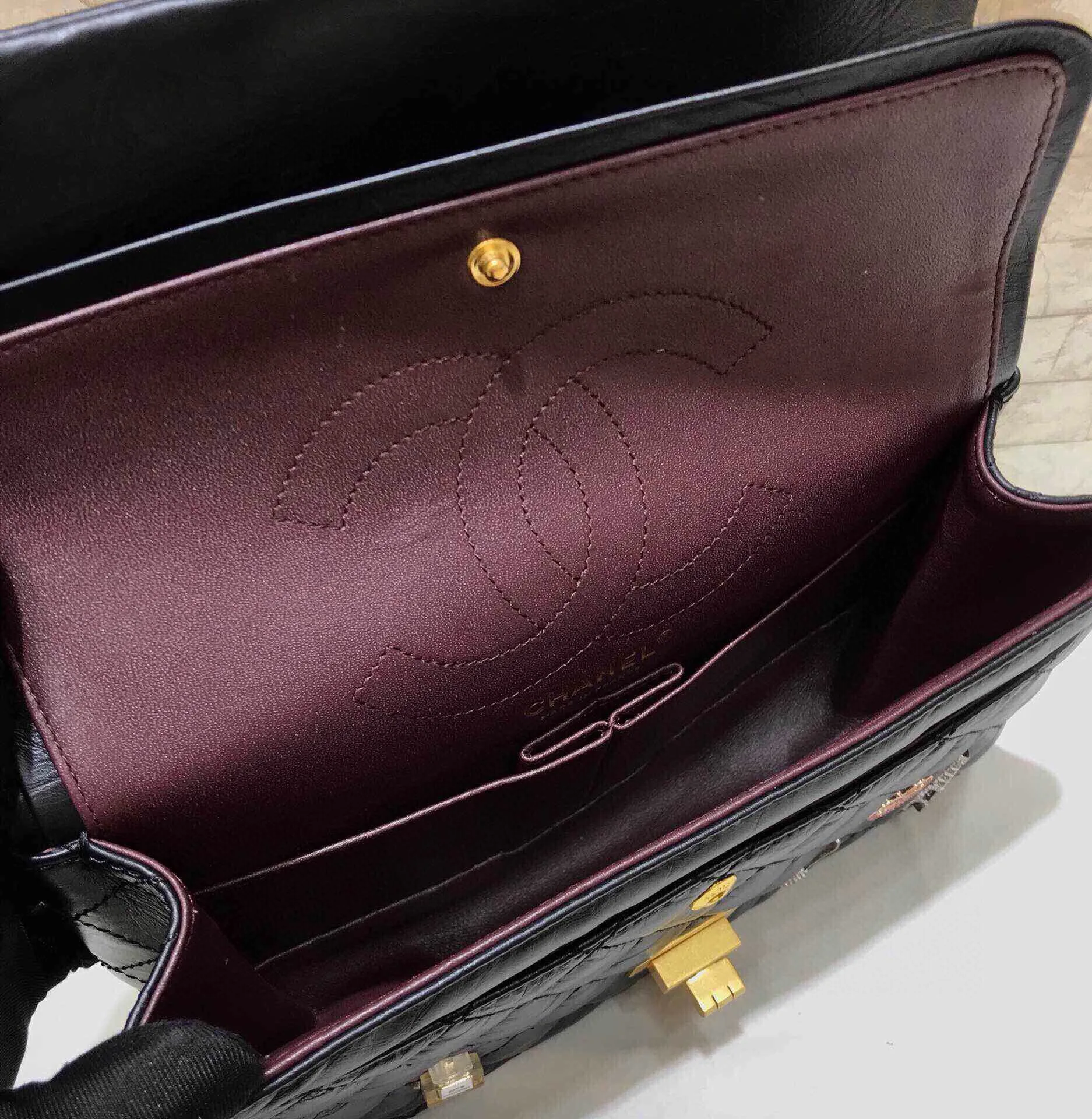 Limited Edition Lucky Charm Black / - Image 9