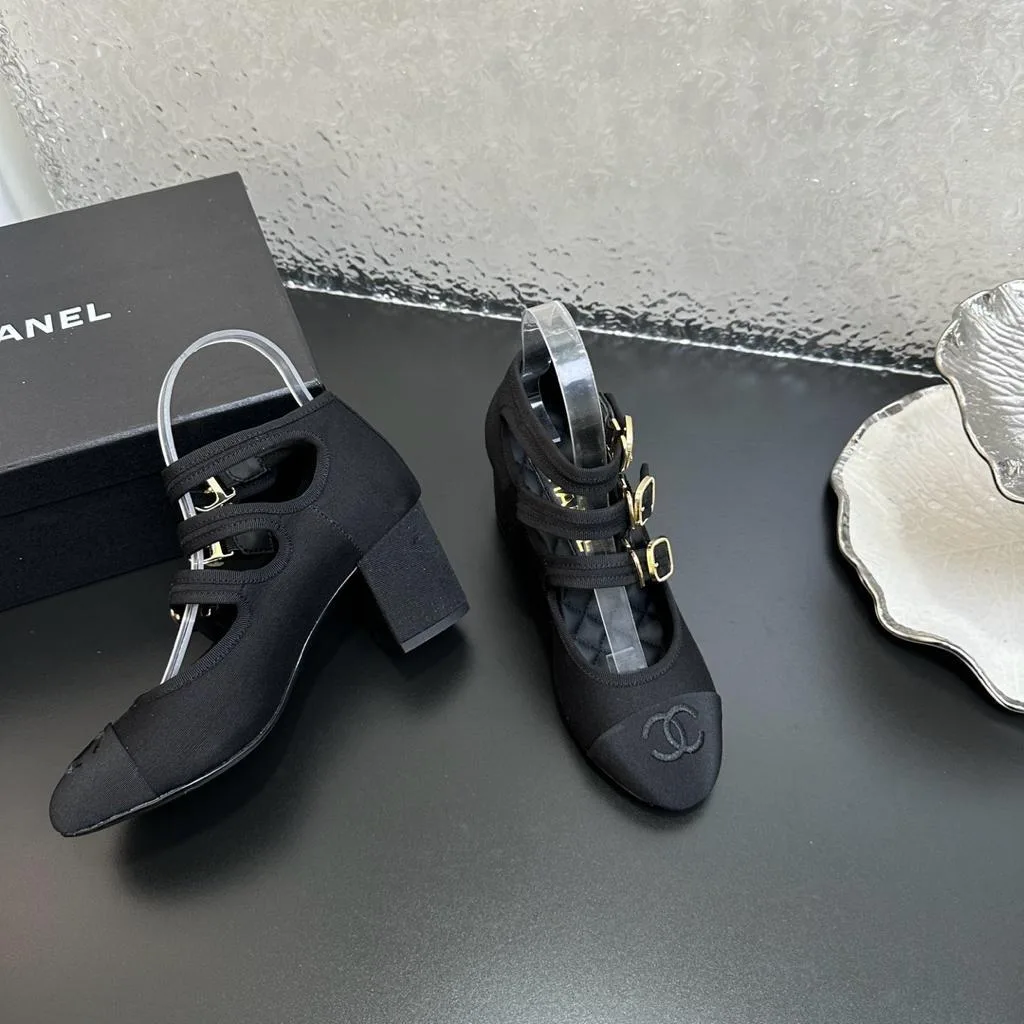 Chanel Mary Janes Black - Image 3