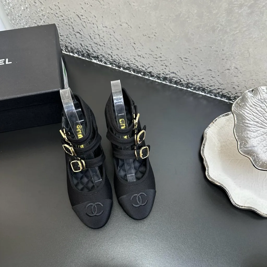 Chanel Mary Janes Black - Image 4