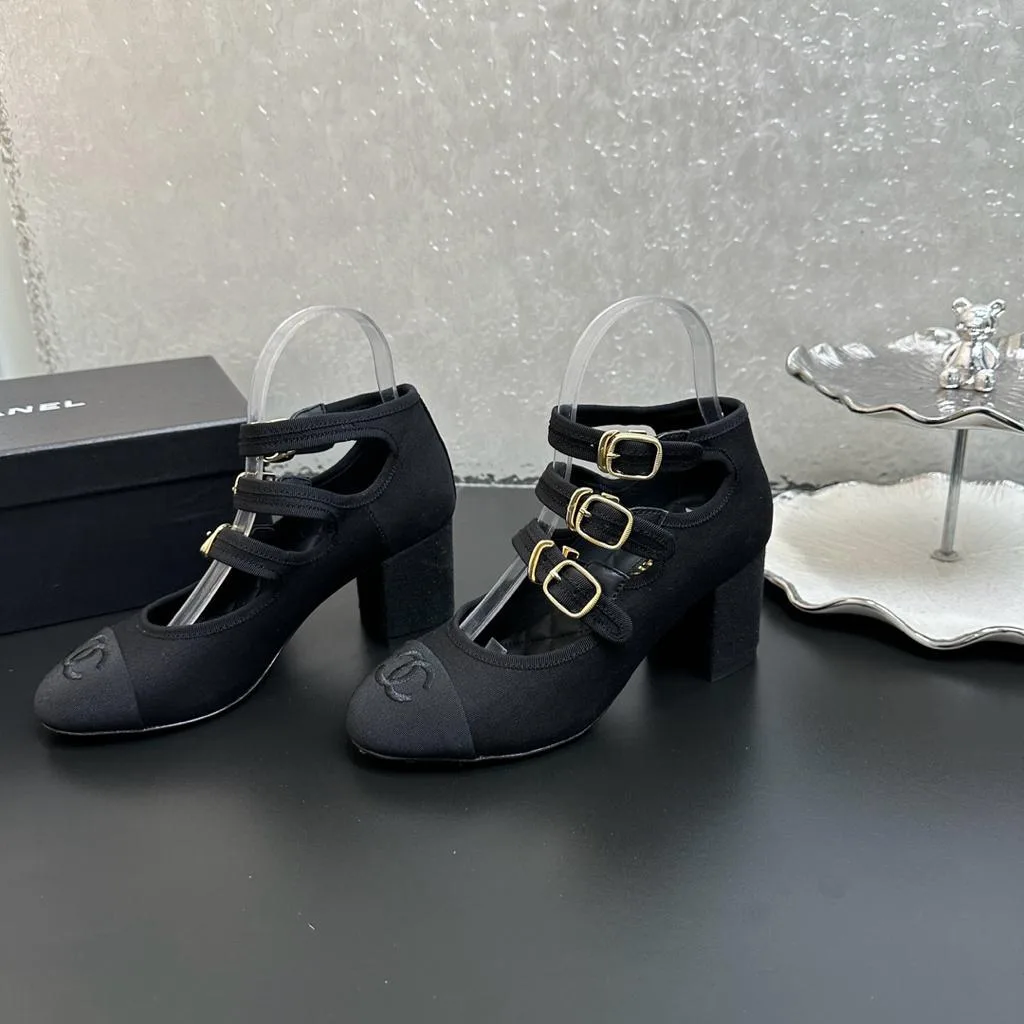 Chanel Mary Janes Black - Image 5