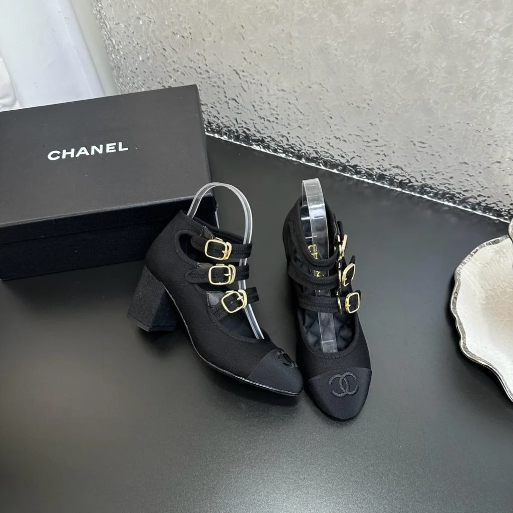 Chanel Mary Janes Black - Image 7