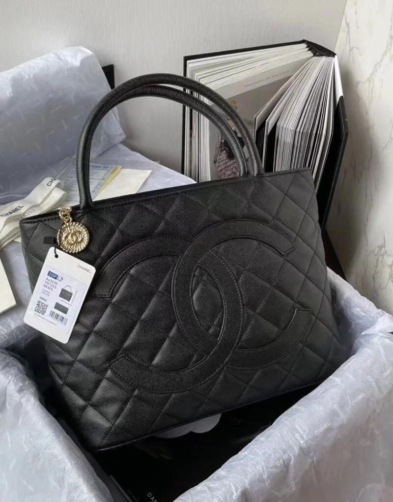 Chanel Medallion Tote Shoulder Black Bag / - Image 9