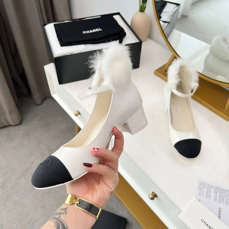 Chanel Milan Rabbit Fur High Heels White - Image 3