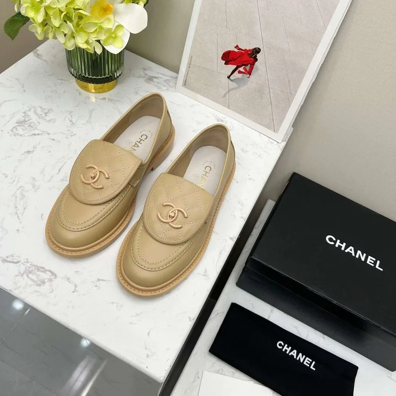 Alternative view of Chanel Moccasins Beige
