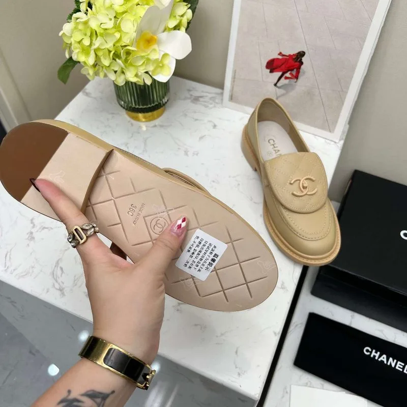 Chanel Moccasins Beige - Image 5