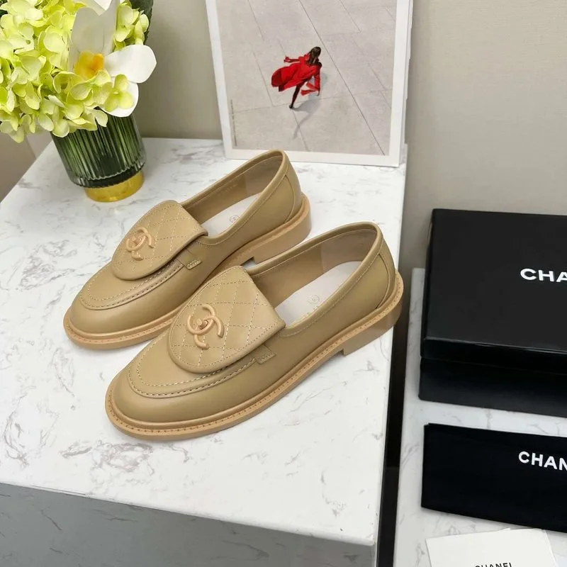 Chanel Moccasins Beige - Image 10