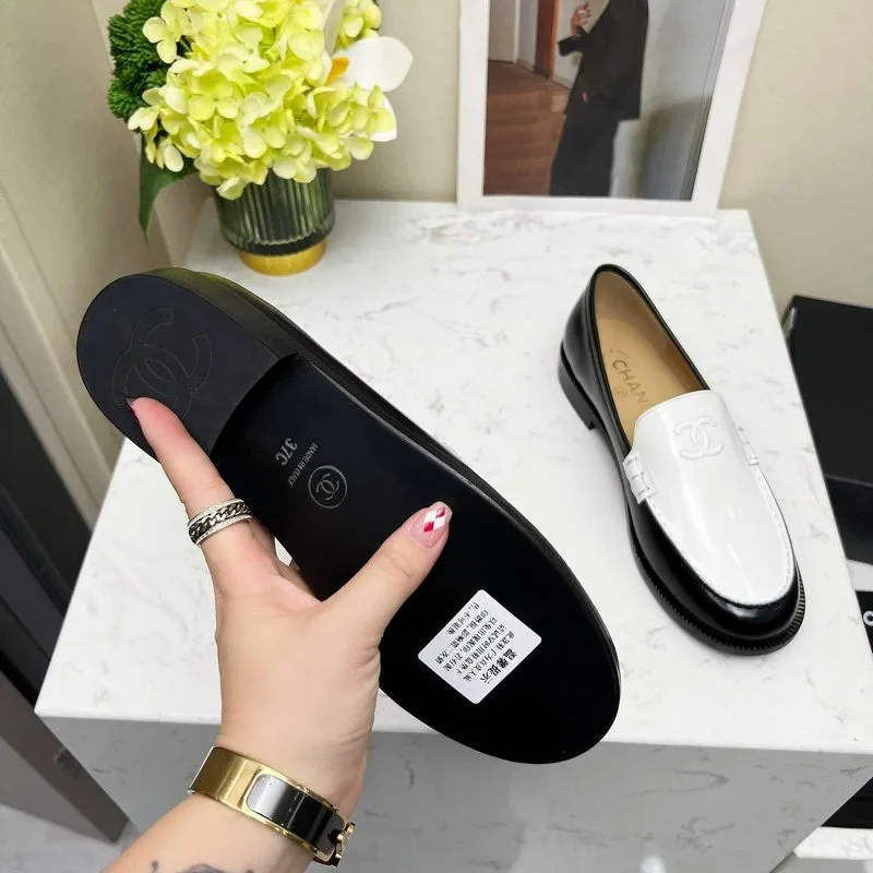 Alternative view of Chanel Moccasins Loafers White