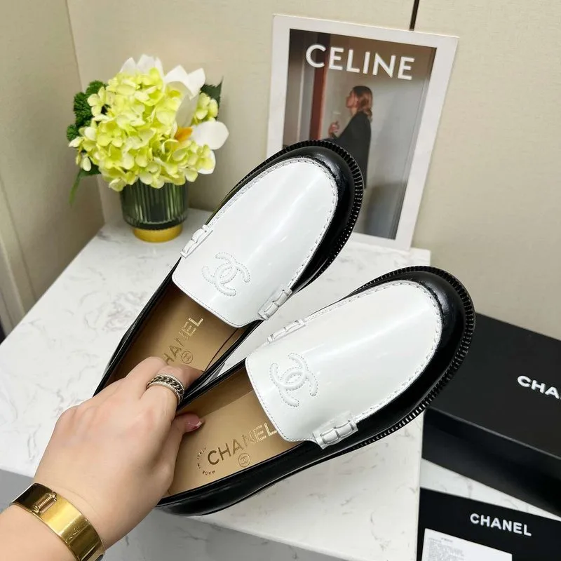 Chanel Moccasins Loafers White - Image 6