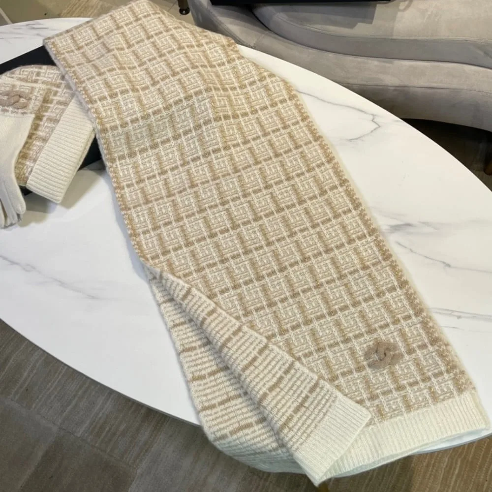 Alternative view of Chanel Knit Beanie & Scarf Set CC Logo Invory