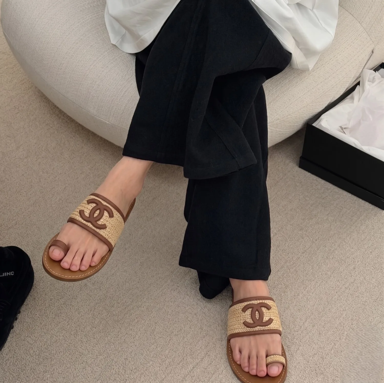Alternative view of Chanel Mules Beige/ Brown Raffia --U7241