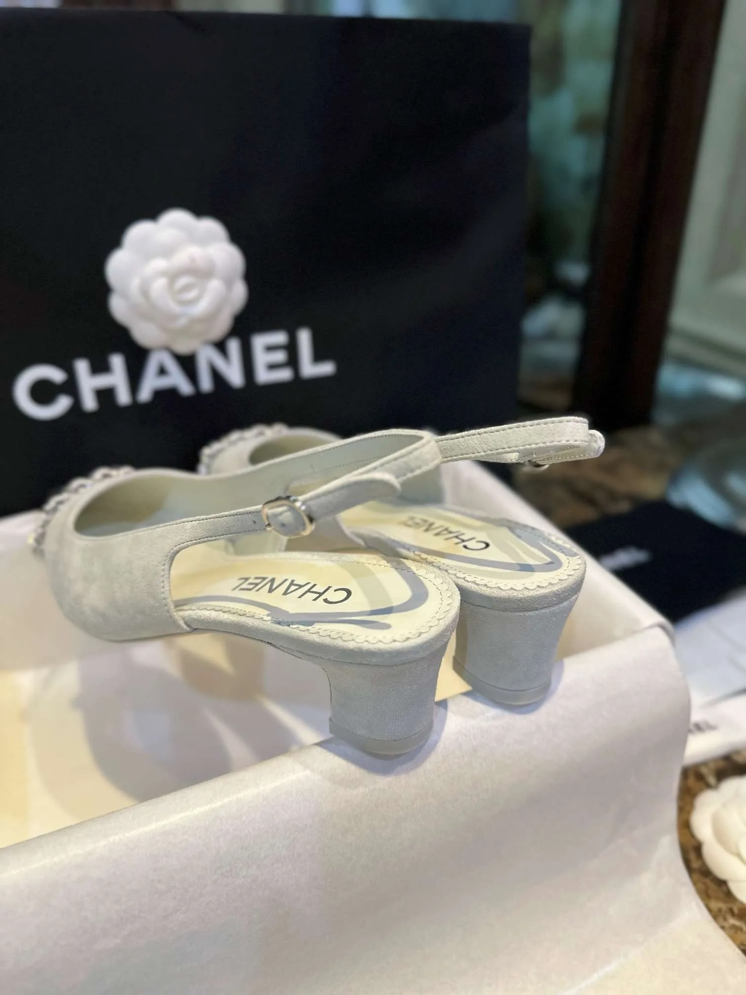 Chanel Patent Slingback Pumps Light Grey - Image 4
