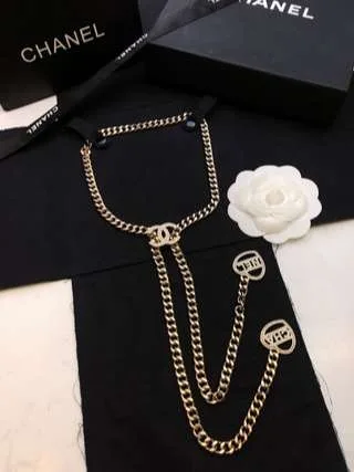 Chanel Pearl Heart Necklace Gold - Image 7