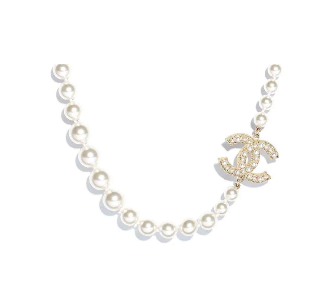 Chanel Pearl Necklace White - Image 4