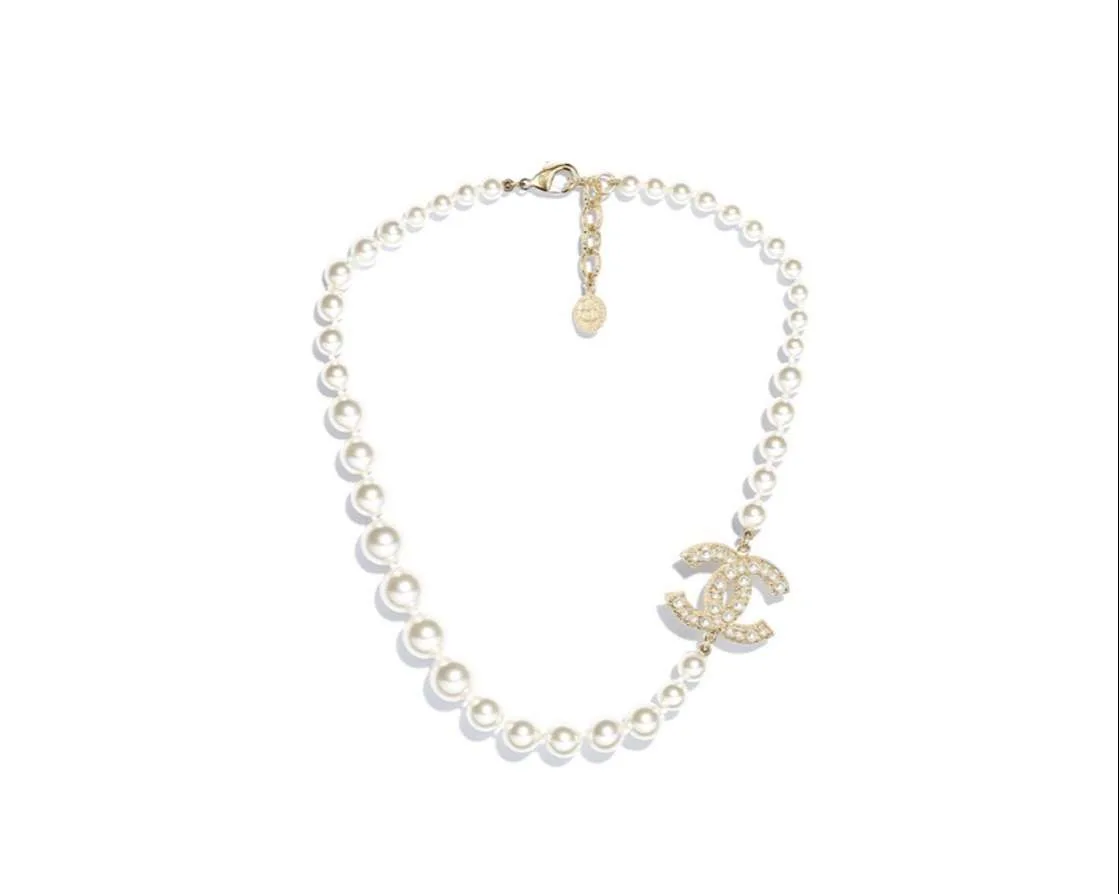 Chanel Pearl Necklace White