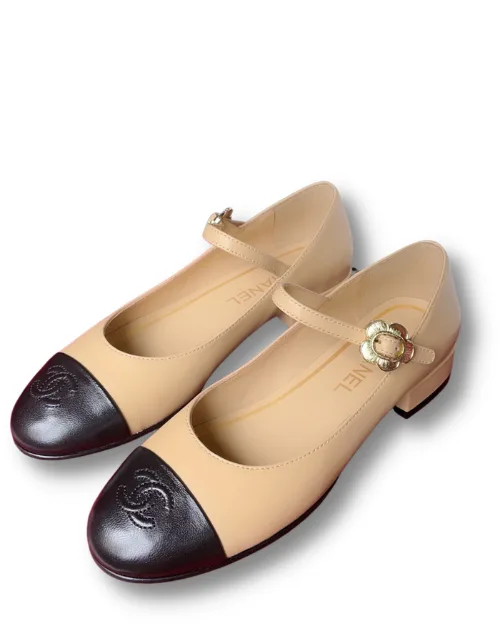 Chanel Pumps Beige