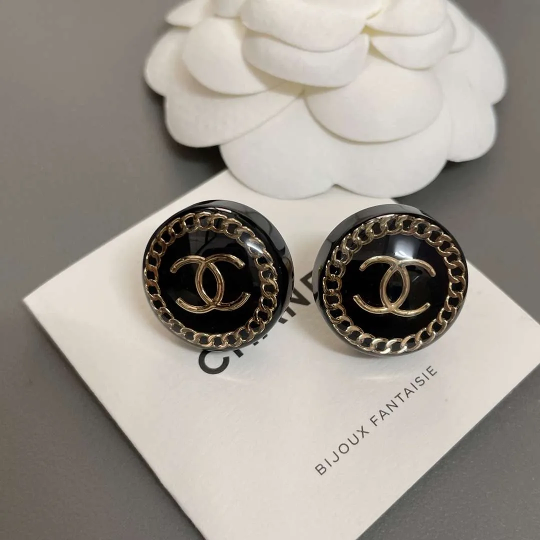 Chanel Round Acrylic Stud Earrings Black - Image 3