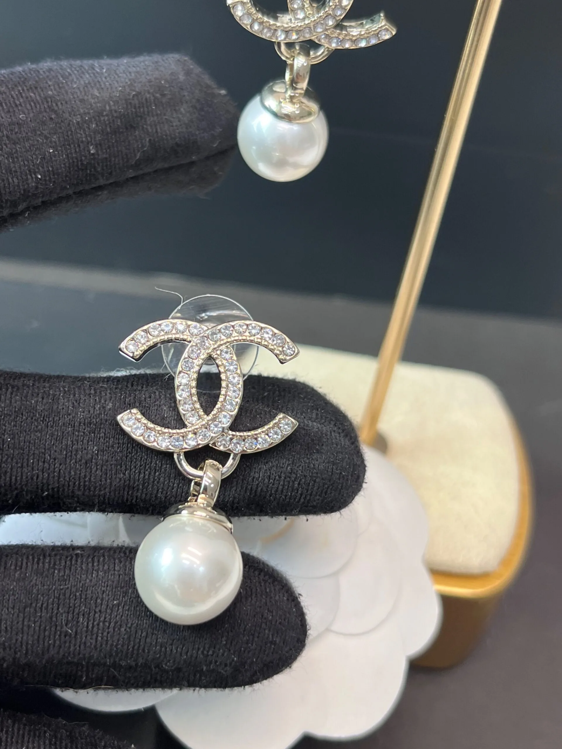 Chanel Shaped Pearl Letter Earrings Light Rose Gold - Image 3