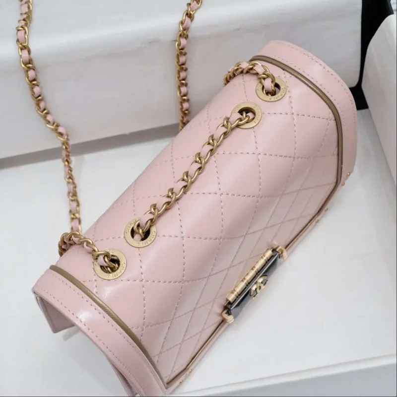 Alternative view of Chanel Sheep Crossbody Bag Pink /