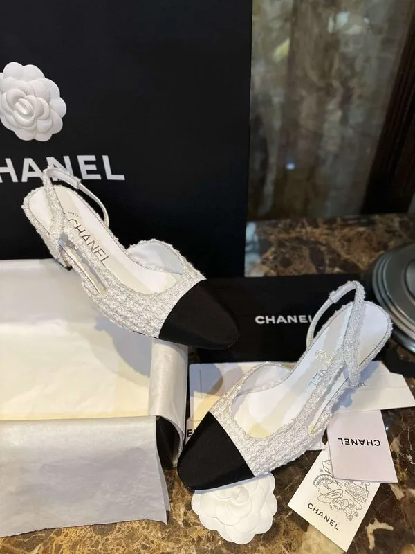 Chanel Sling Back Tweed Pumps White - Image 4