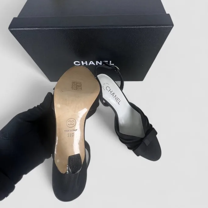 Chanel Slingbacks Black - Image 3