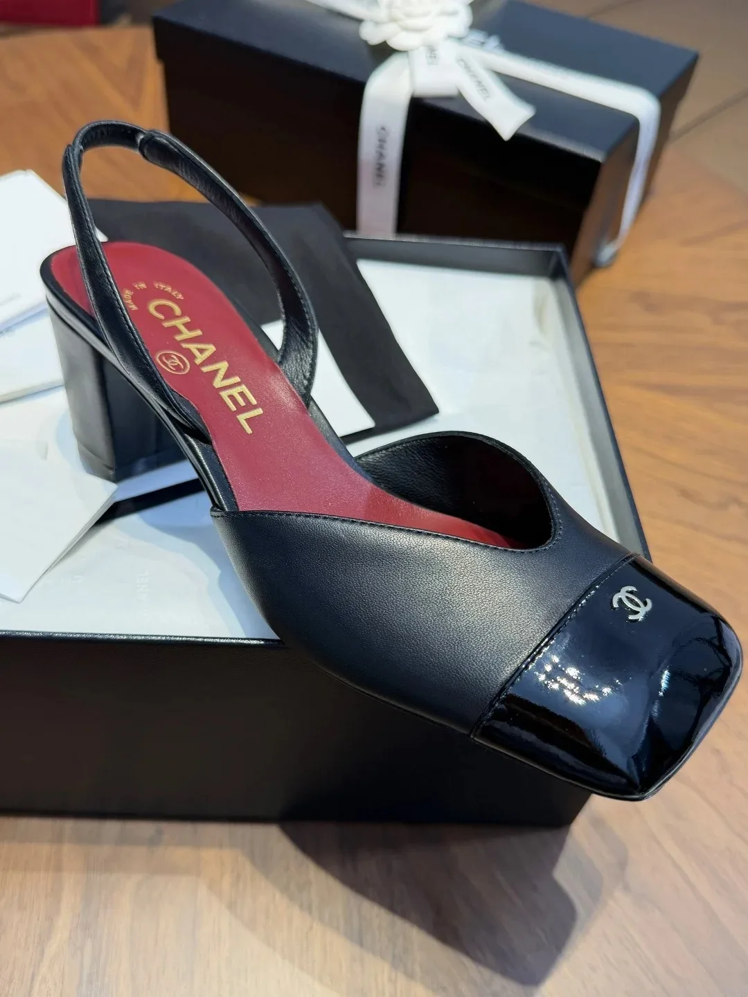 Chanel Slingbacks Black/ Burgundy - Image 6
