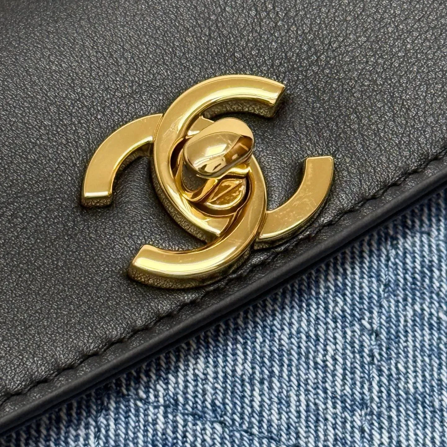 Chanel Small Shopping Shoulder Bag / Blue/ Black Gold Hardware - Image 7