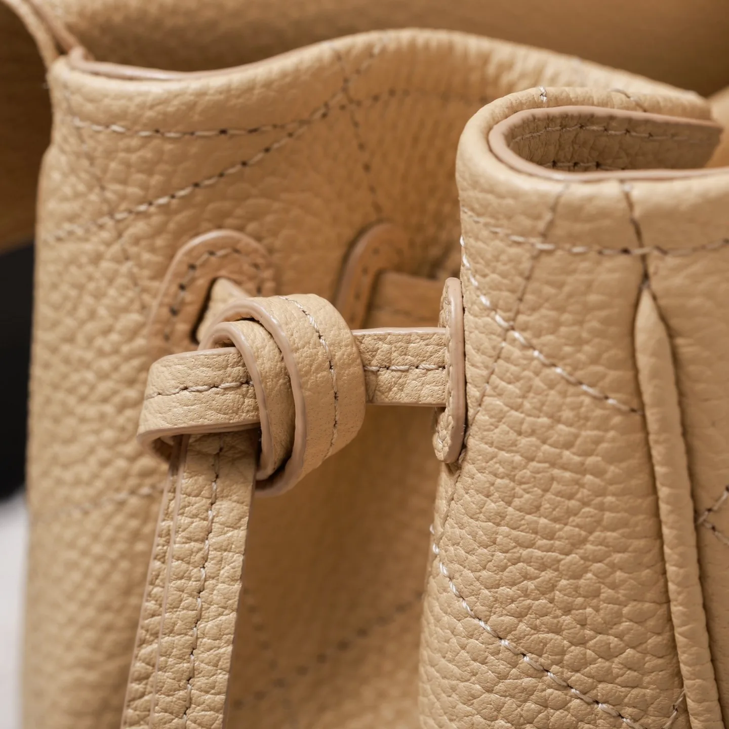 Chanel Small Shopping Shoulder Bag / Light Beige Gold Hardware - Image 6