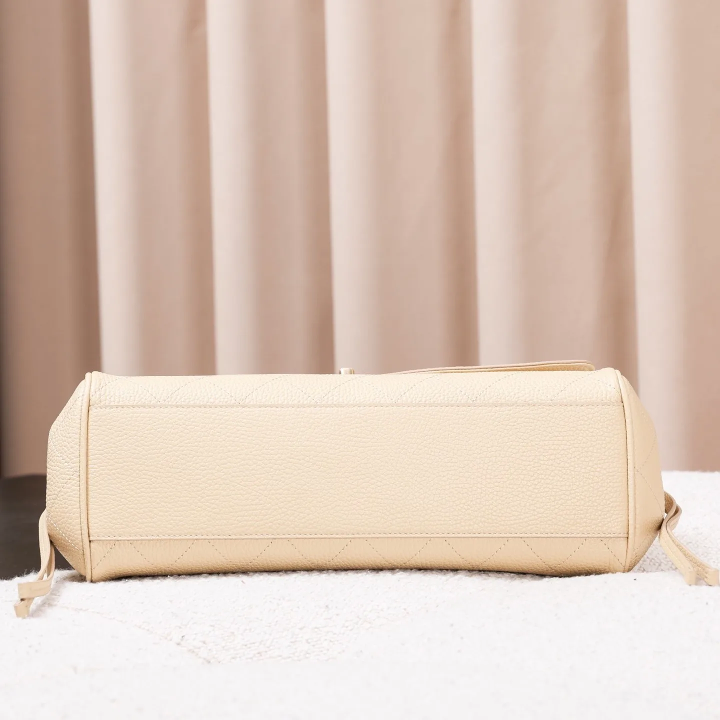 Chanel Small Shopping Shoulder Bag / Light Beige Gold Hardware - Image 7