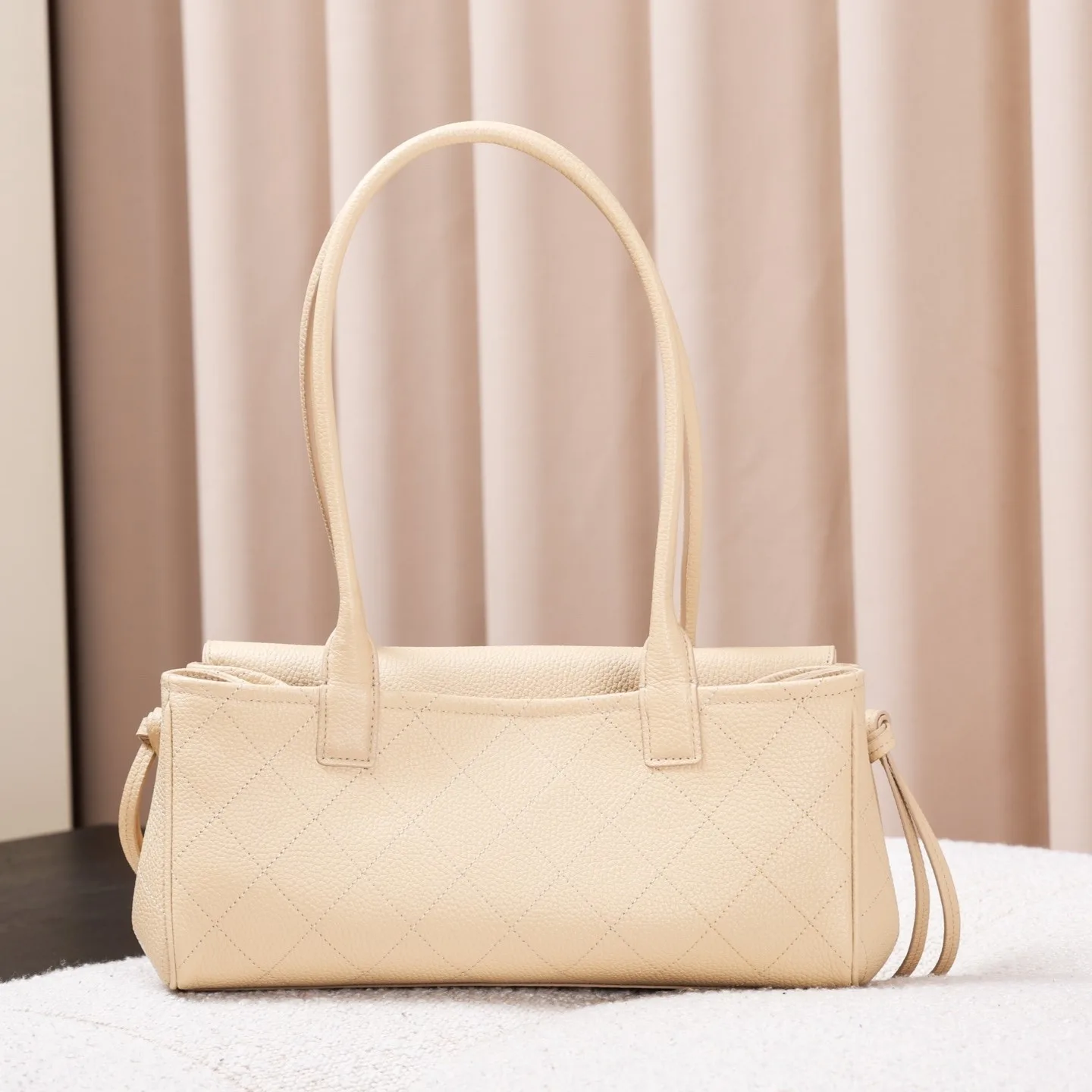 Chanel Small Shopping Shoulder Bag / Light Beige Gold Hardware - Image 4