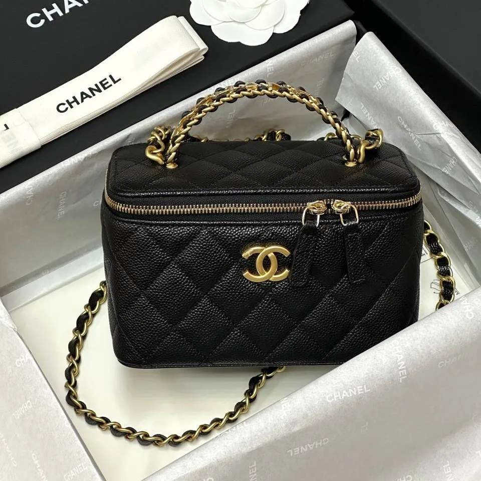 Alternative view of Chanel Small Vanity Case Black /