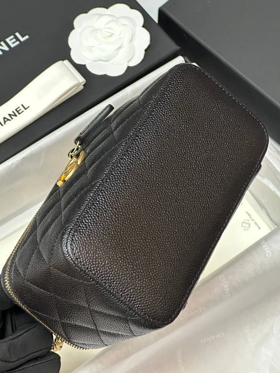 Chanel Small Vanity Case Black / - Image 8