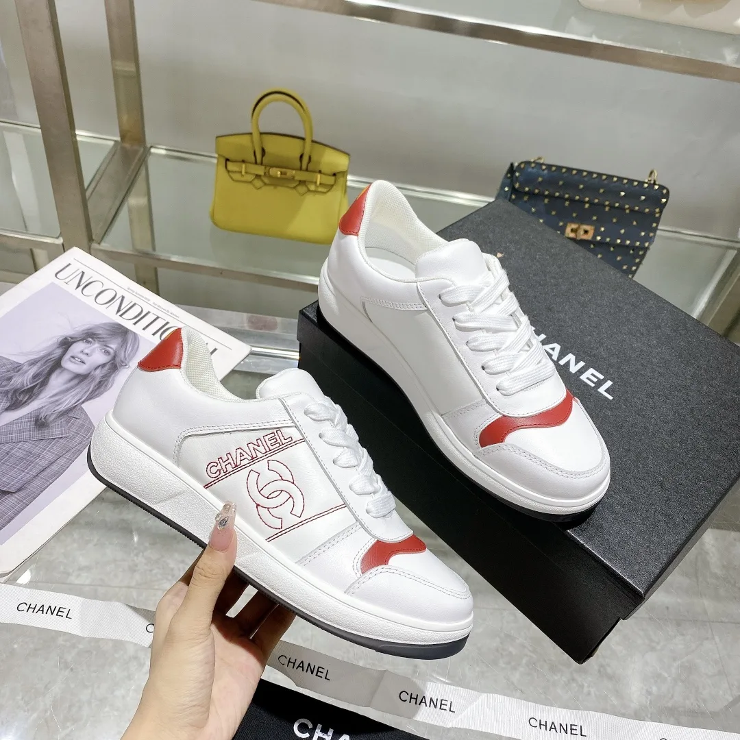 Alternative view of Chanel Sneakers Red