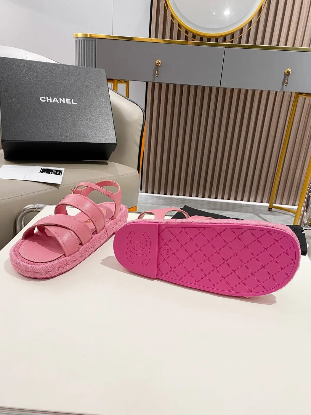 Alternative view of Chanel Straw Weave Strap Thick Sole Crossbody Pink