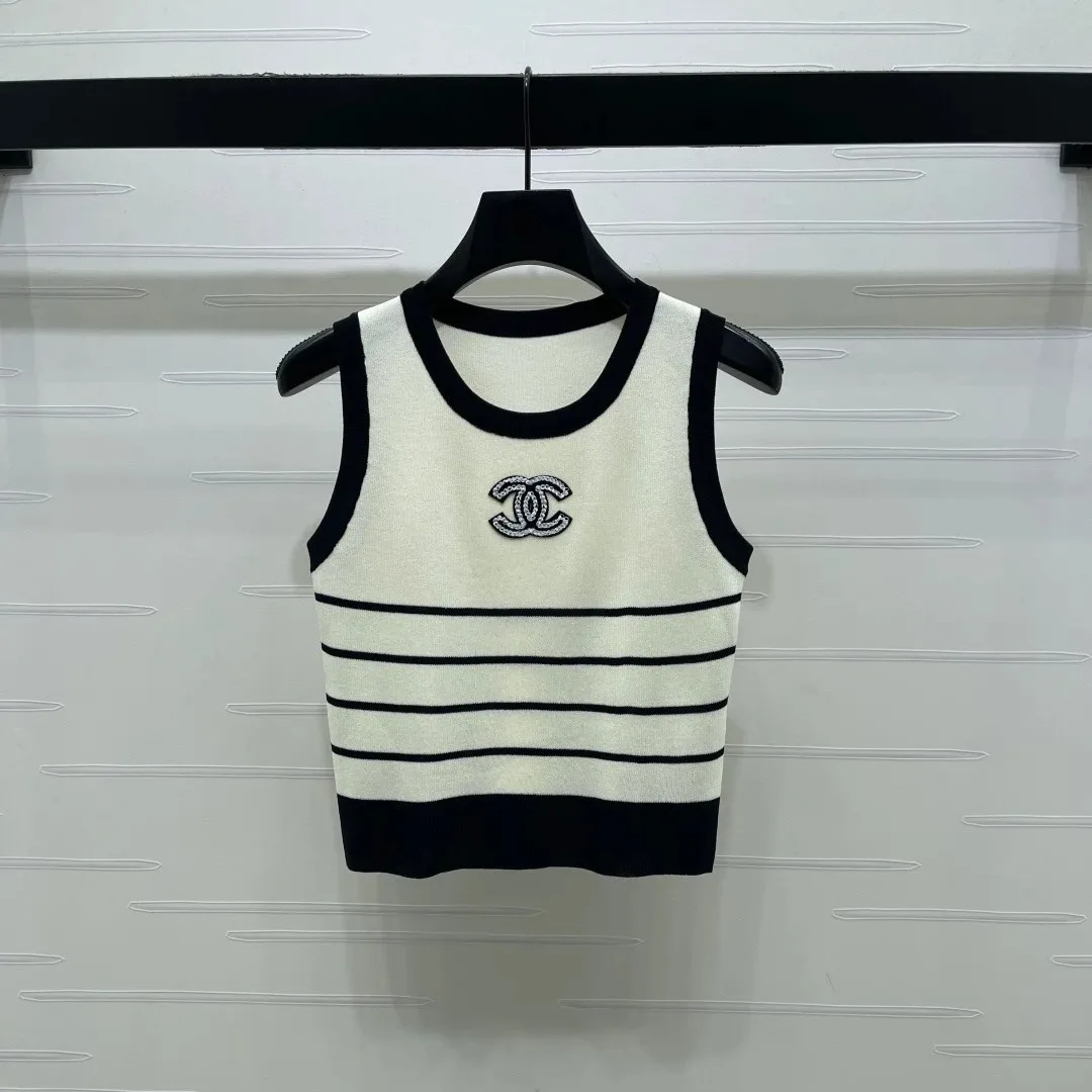 Alternative view of Chanel Striped Sleeveless Top Black/ White