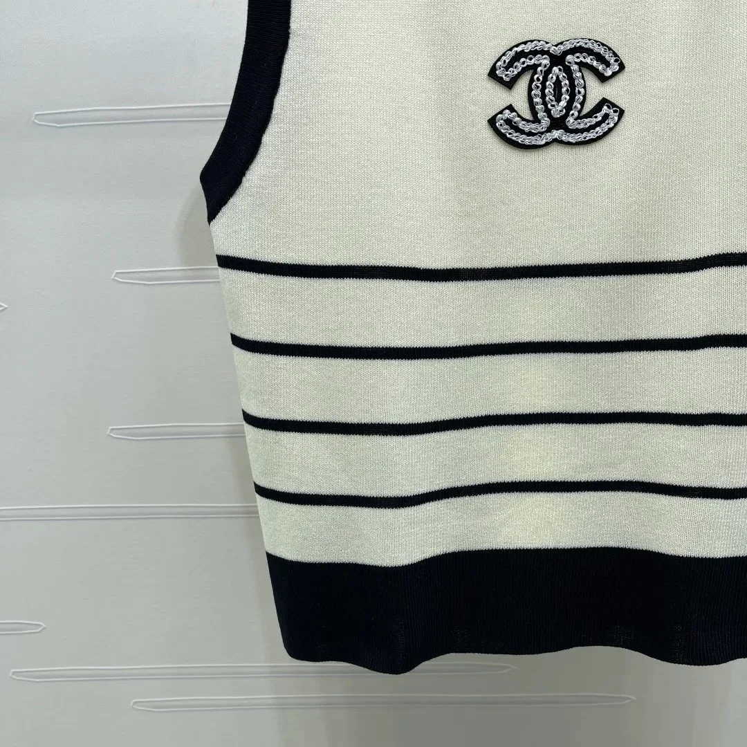 Chanel Striped Sleeveless Top Black/ White - Image 4
