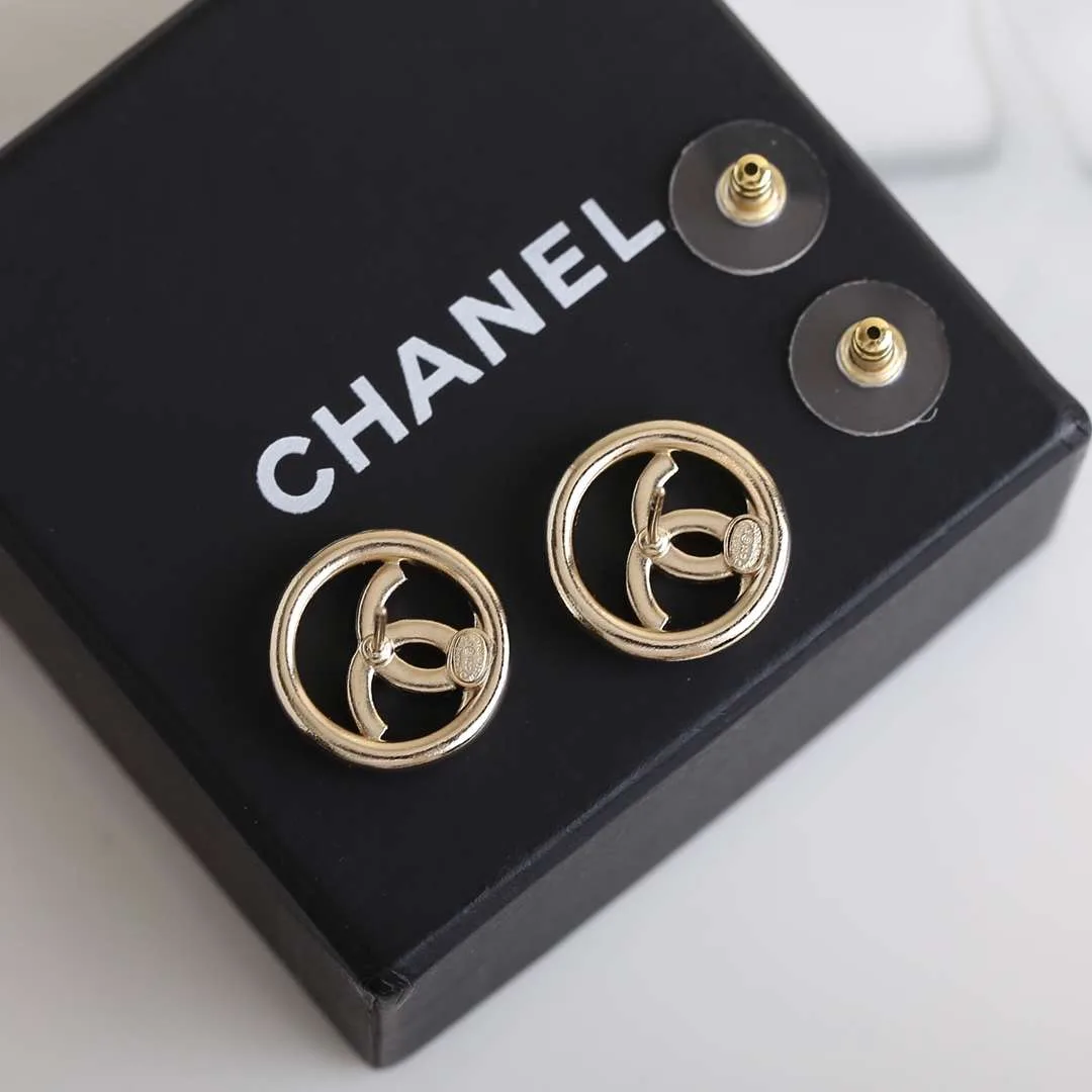 Chanel Stud Earrings Gold - Image 4