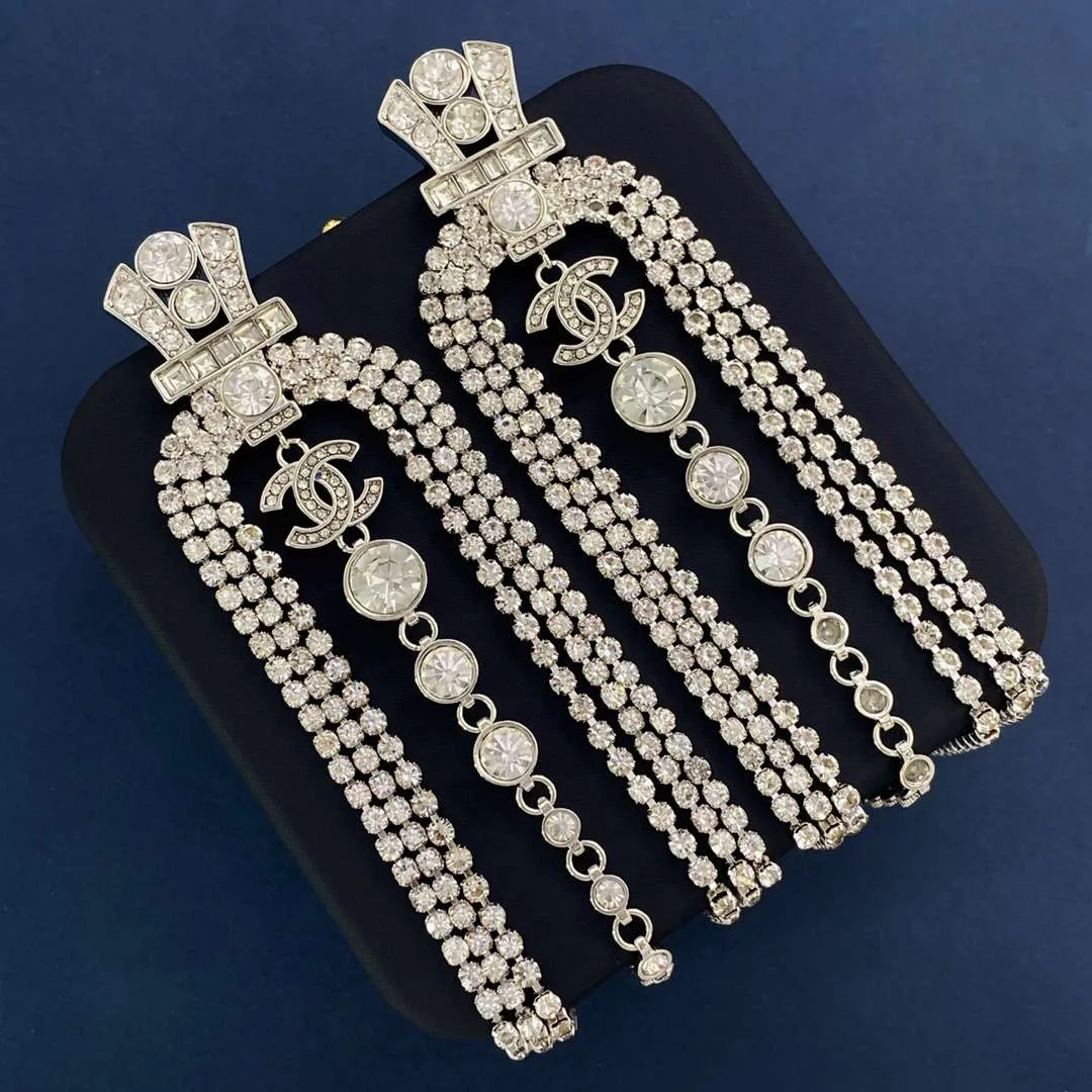 Chanel Tassel Claw Chain Earrings Silver - Image 5