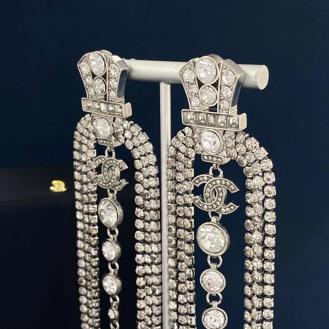 Chanel Tassel Claw Chain Earrings Silver - Image 4