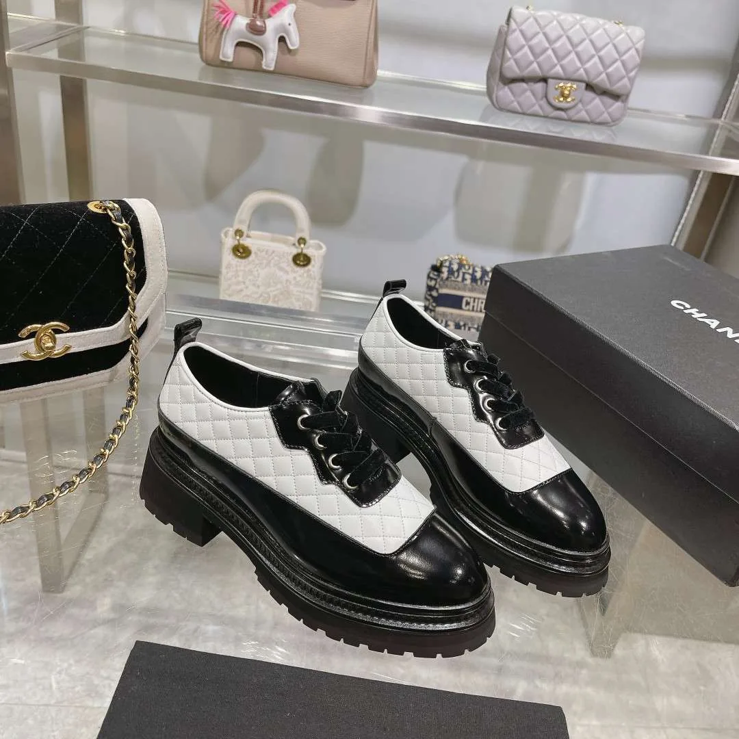 Chanel Thick Soled Chain Laced Loafers White - Image 5