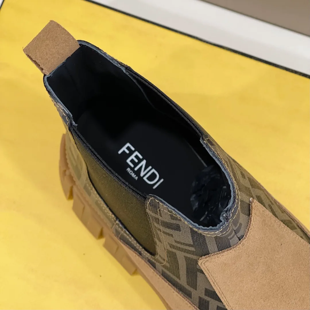 Fendi Chelsea Boots Brown - Image 9