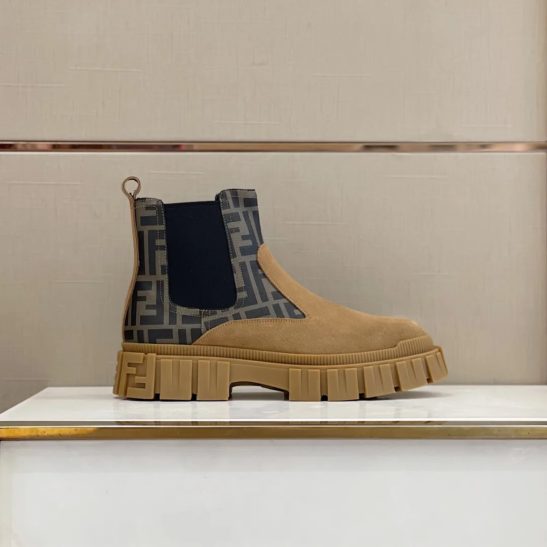Fendi Chelsea Boots Brown - Image 3