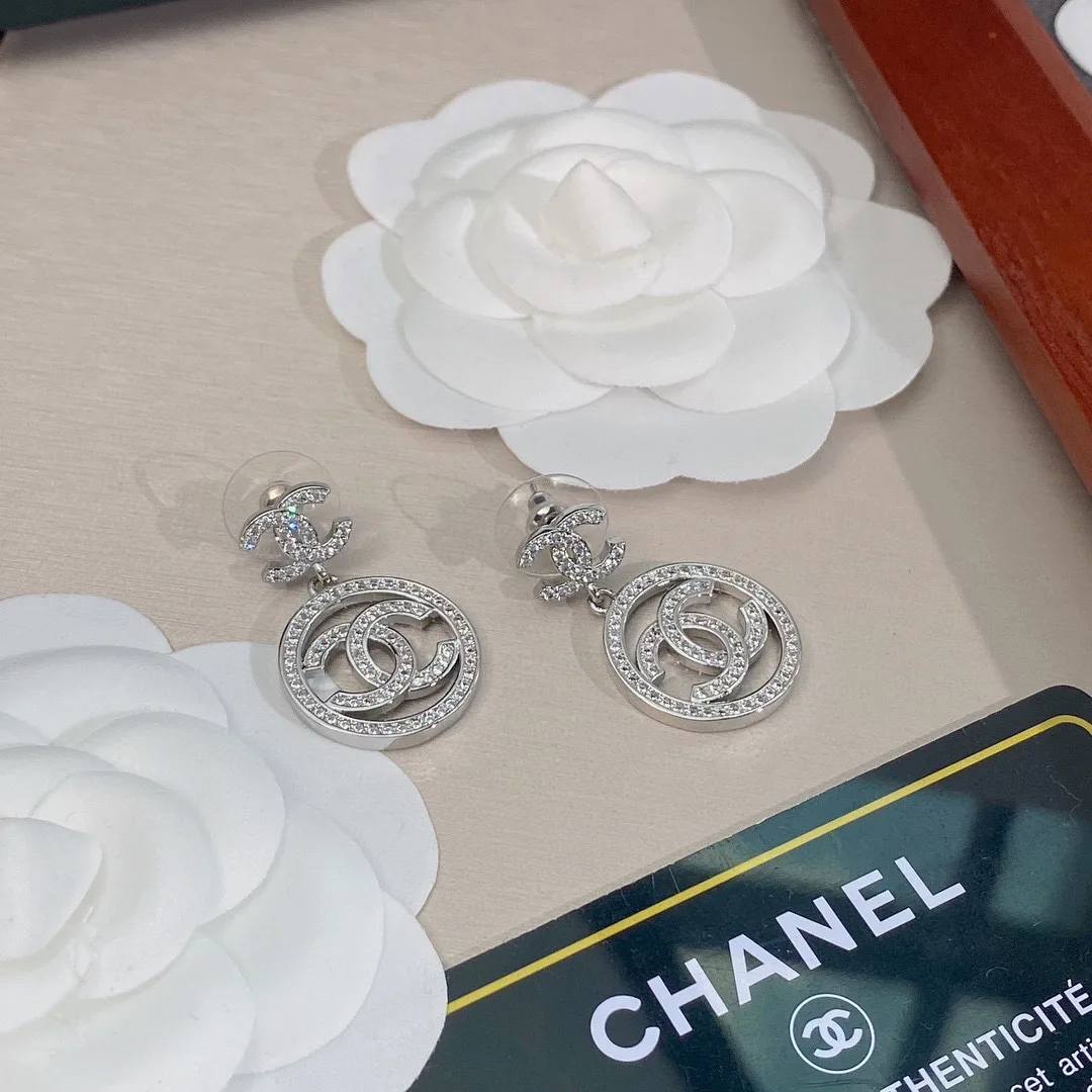 Chanel Circle Earrings Silver - Image 8